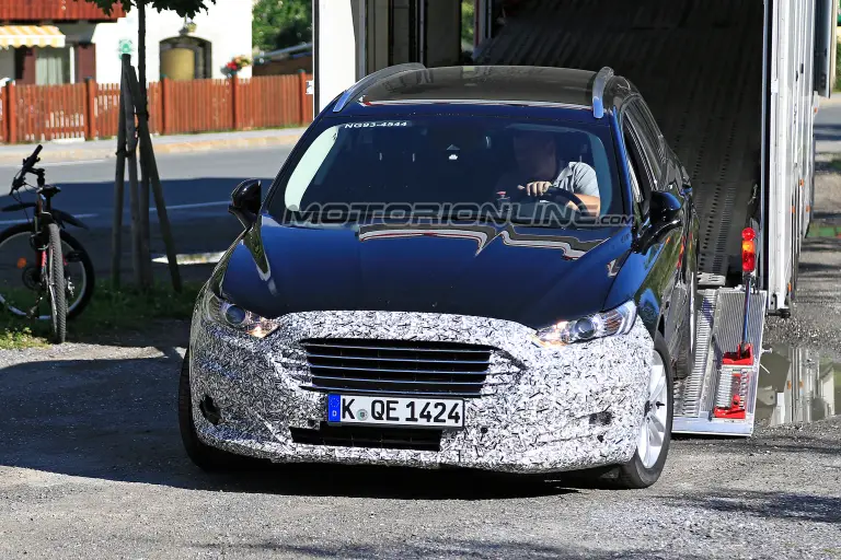 Ford Mondeo MY 2019 foto spia 31 luglio 2018 - 2