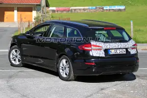 Ford Mondeo MY 2019 foto spia 31 luglio 2018 - 6