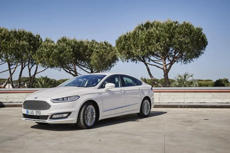 Ford Mondeo Vignale - 2015 - 26