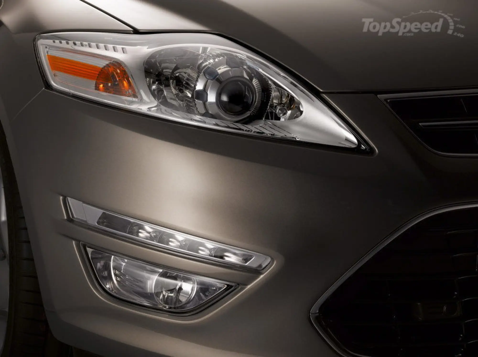 Ford Mondeo - 41
