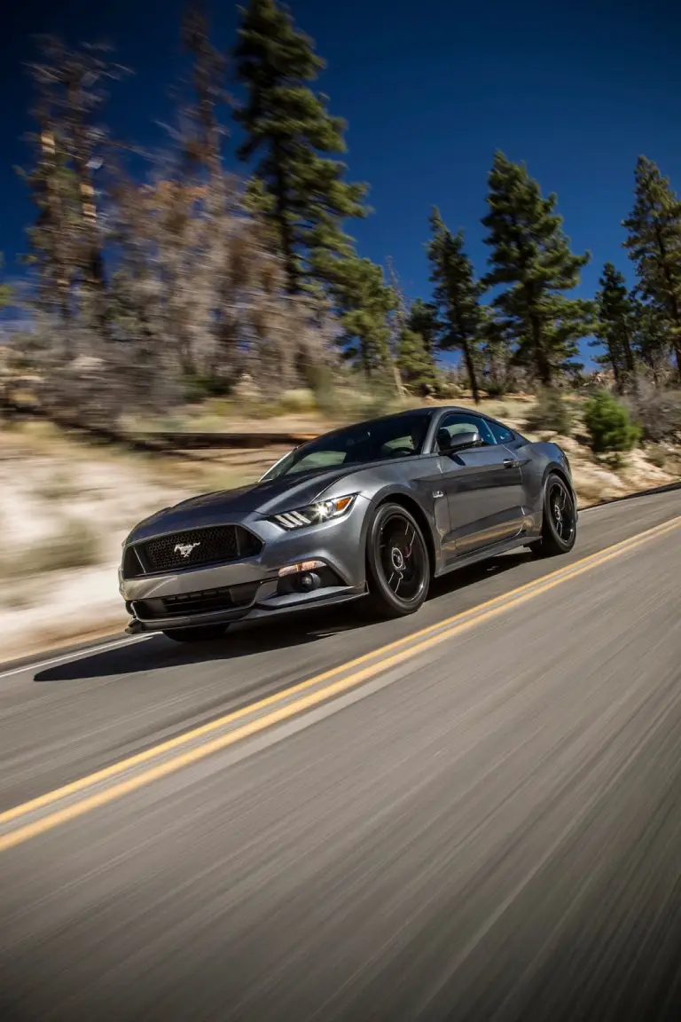 Ford Mustang 2015 - 1