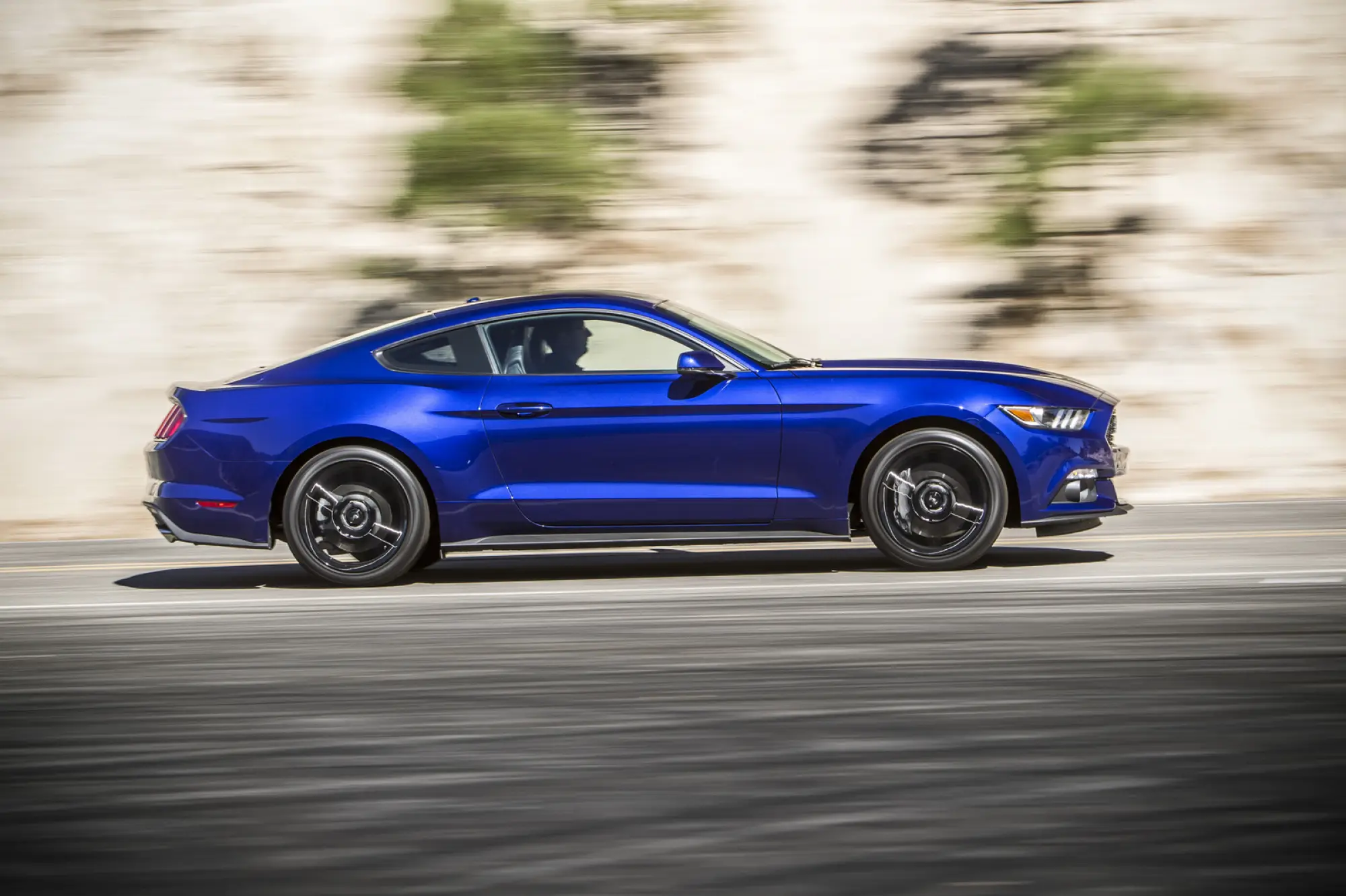Ford Mustang 2015 - 17