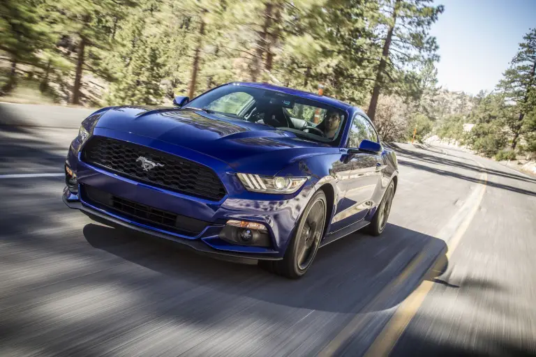 Ford Mustang 2015 - 21