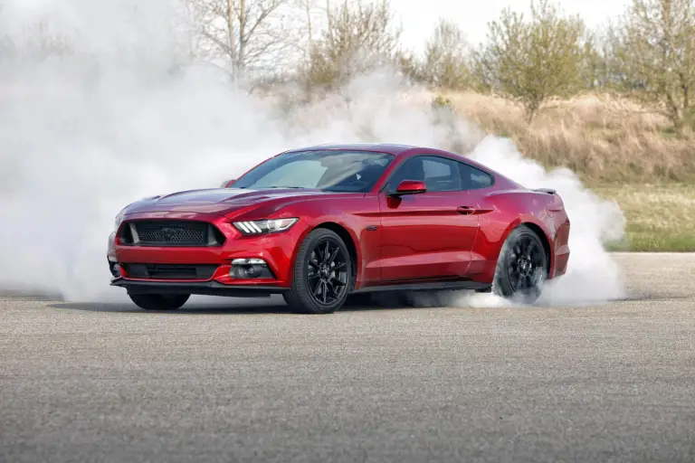 Ford Mustang 2016 11.5.2015 - 13