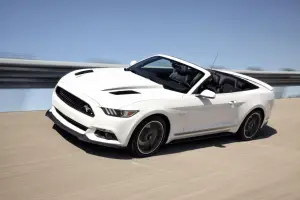 Ford Mustang 2016 11.5.2015