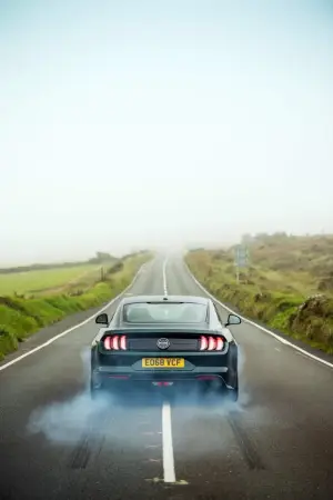 Ford Mustang Bullitt - Isola di Man - 10