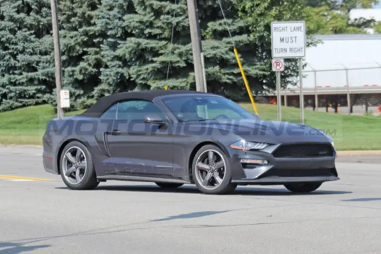 Ford Mustang California Special 2022 - Foto Spia 17-09-2021 - 5