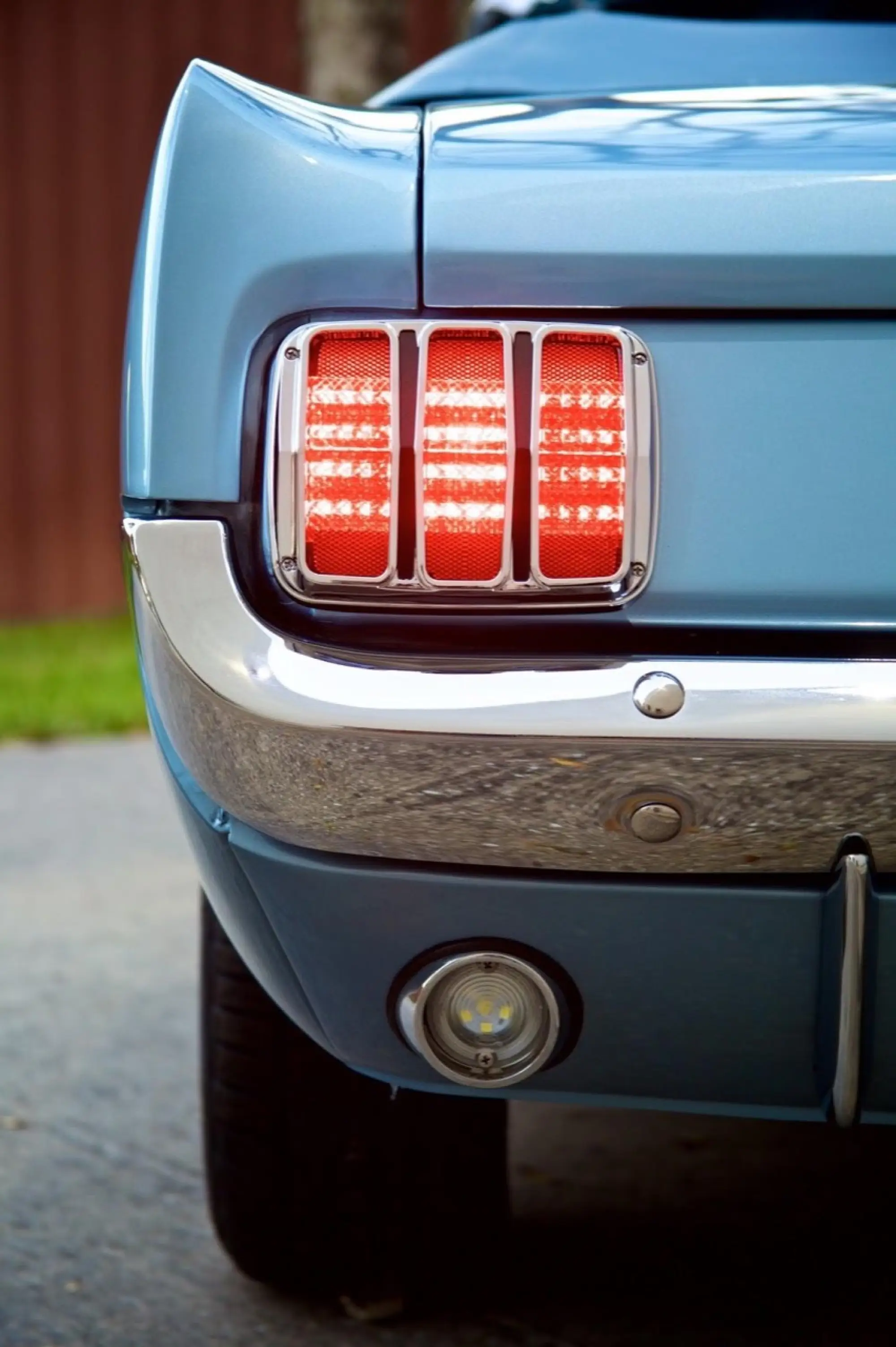 Ford Mustang classic by Revology Cars - 7