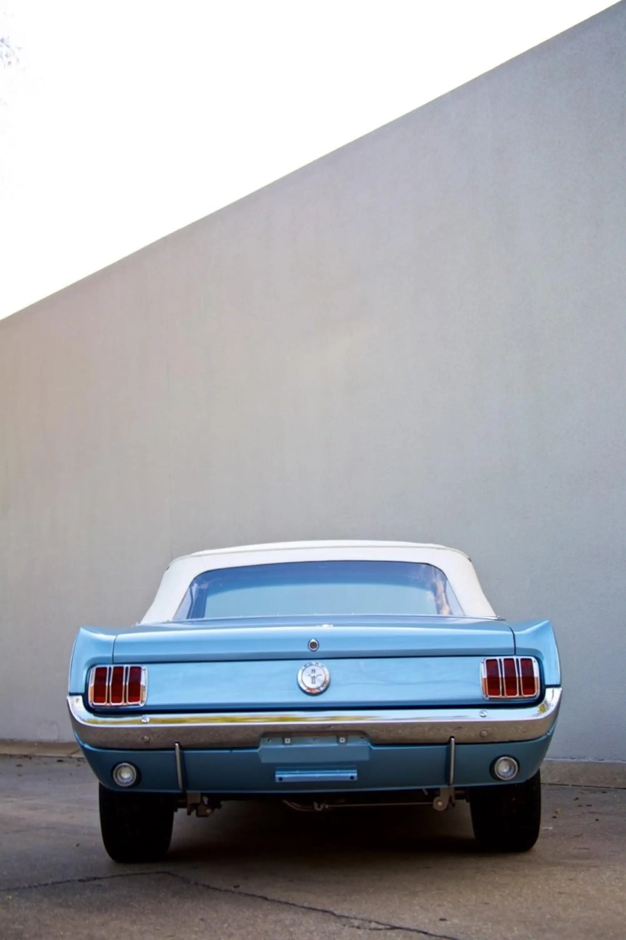 Ford Mustang classic by Revology Cars - 13