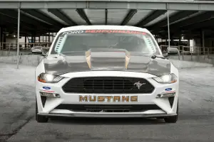 Ford Mustang Cobra Jet 2018 - 4