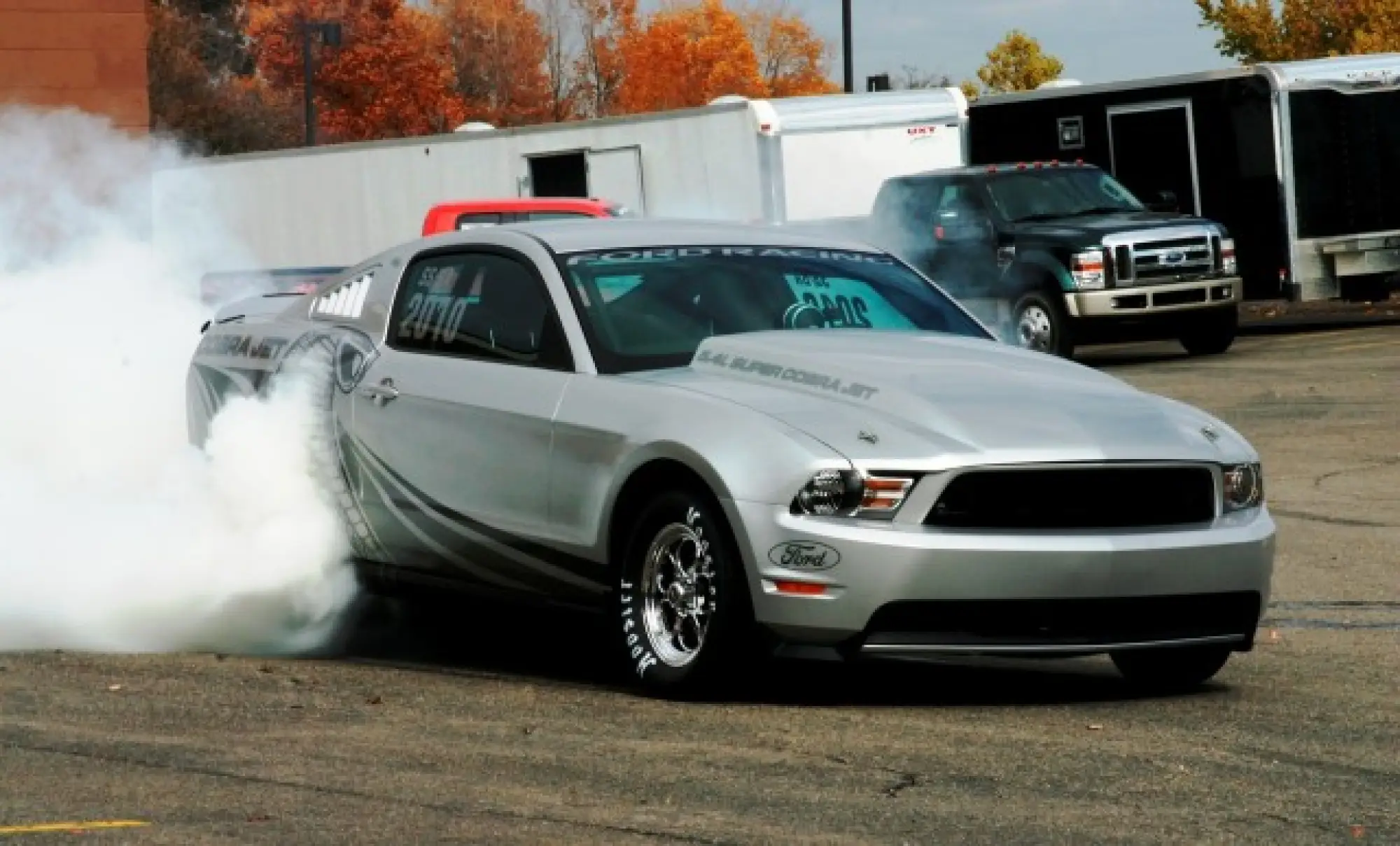 Ford Mustang Cobra Jet - 3