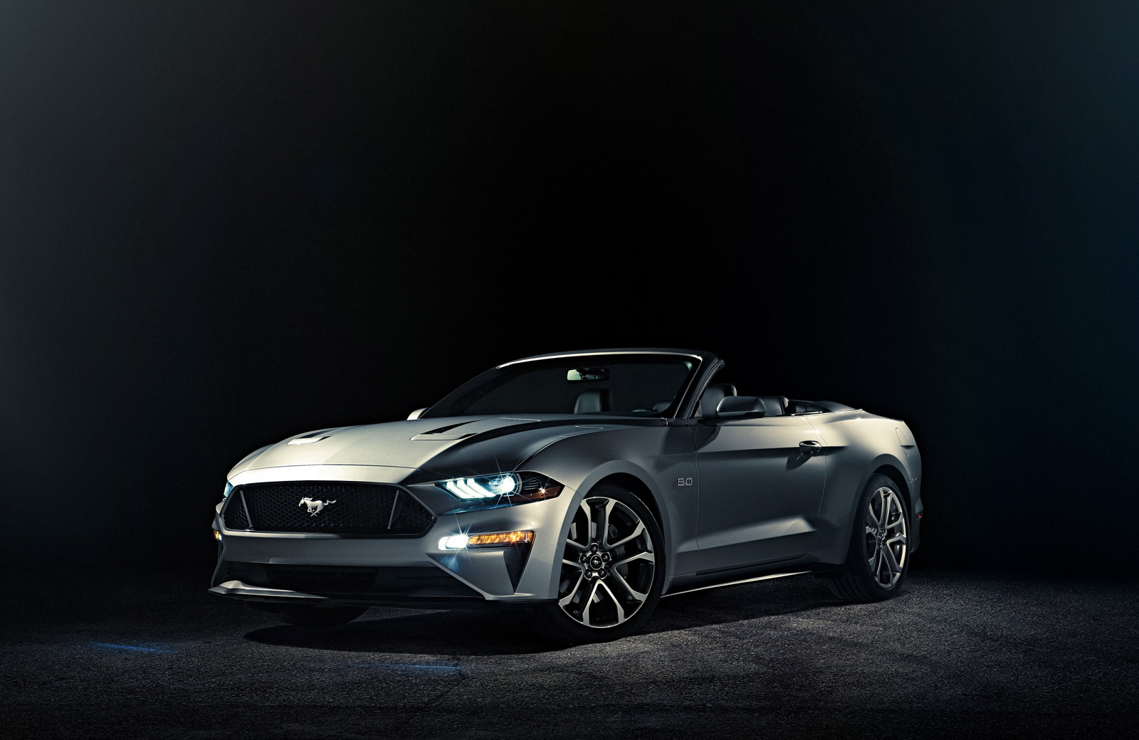 Ford Mustang Convertible MY 2018