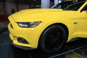 Ford Mustang e Ford Mustang Cabrio - Salone di Parigi 2014 - 7