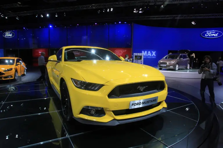 Ford Mustang e Ford Mustang Cabrio - Salone di Parigi 2014 - 12