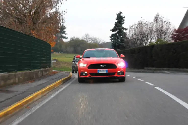 Ford Mustang Fastback Ecoboost - 17