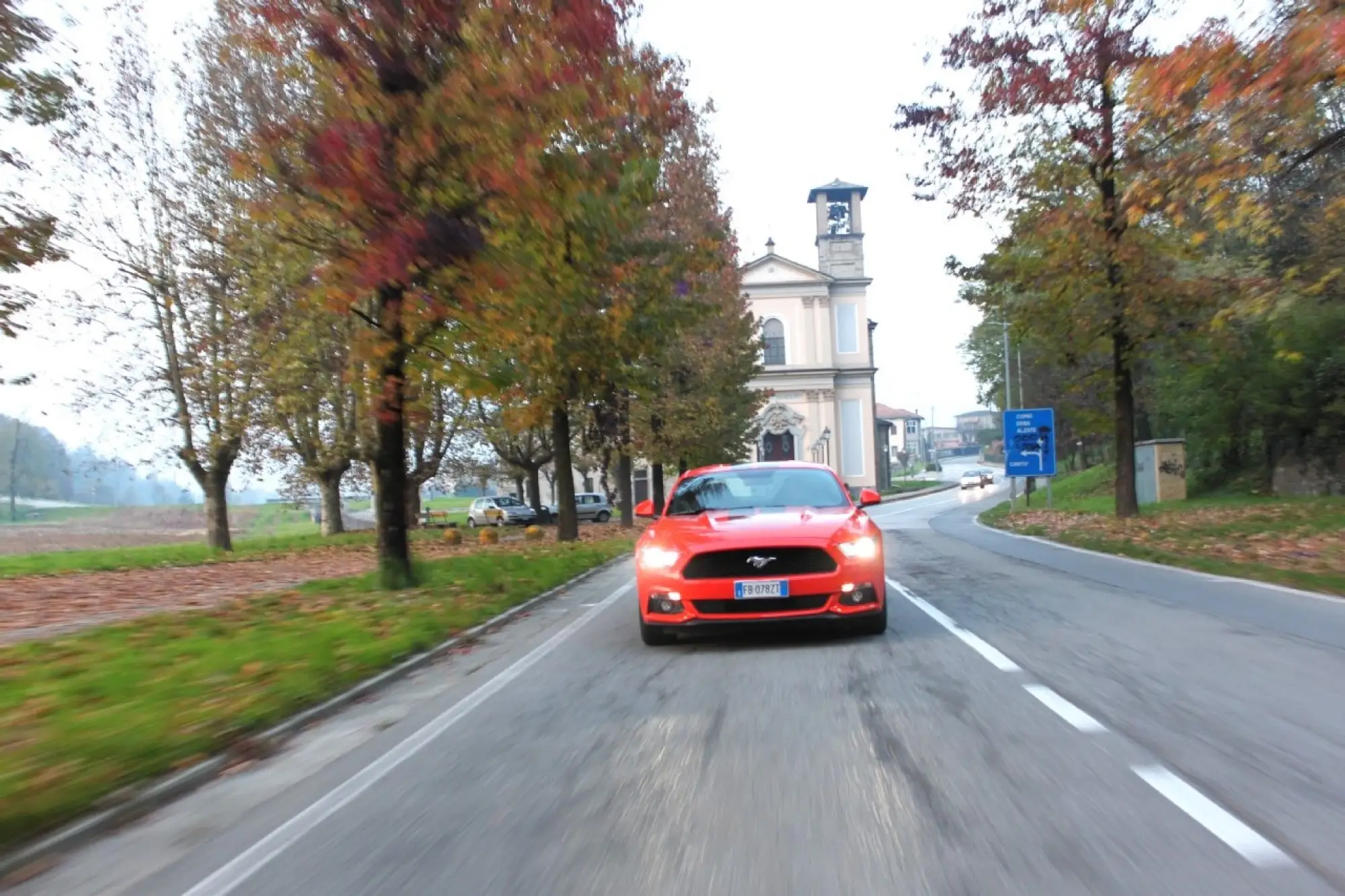 Ford Mustang Fastback Ecoboost - 23