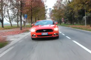 Ford Mustang Fastback Ecoboost - 28
