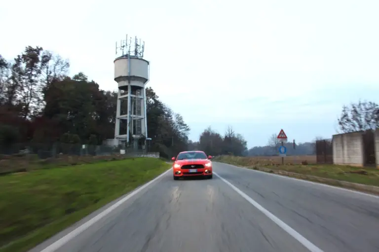 Ford Mustang Fastback Ecoboost - 33