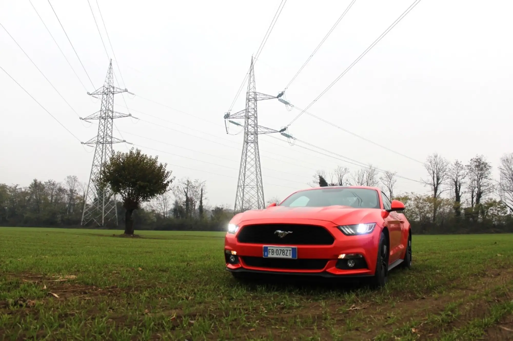 Ford Mustang Fastback Ecoboost - 76