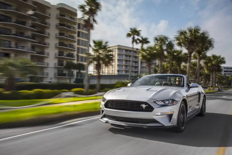 Ford Mustang GT California Special - 4