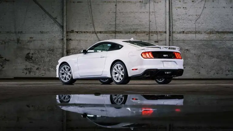 Ford Mustang Ice White Edition - 7