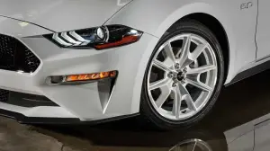 Ford Mustang Ice White Edition - 3