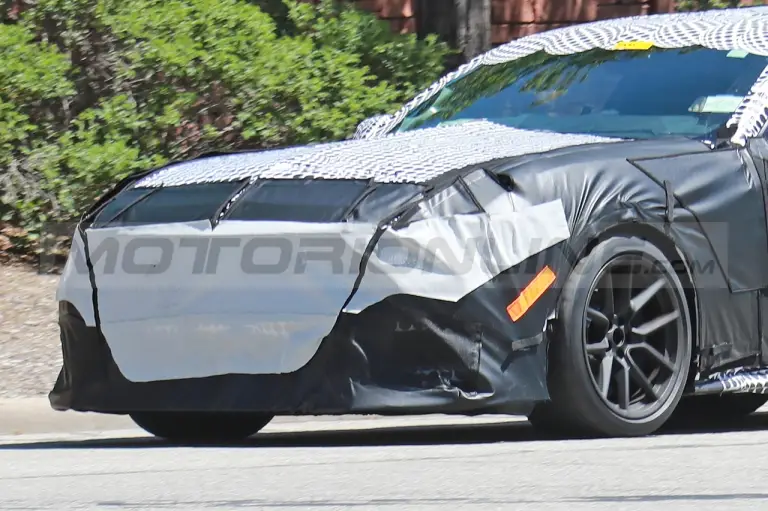Ford Mustang Mach 1 2024 - Foto Spia 19-05-2022 - 12