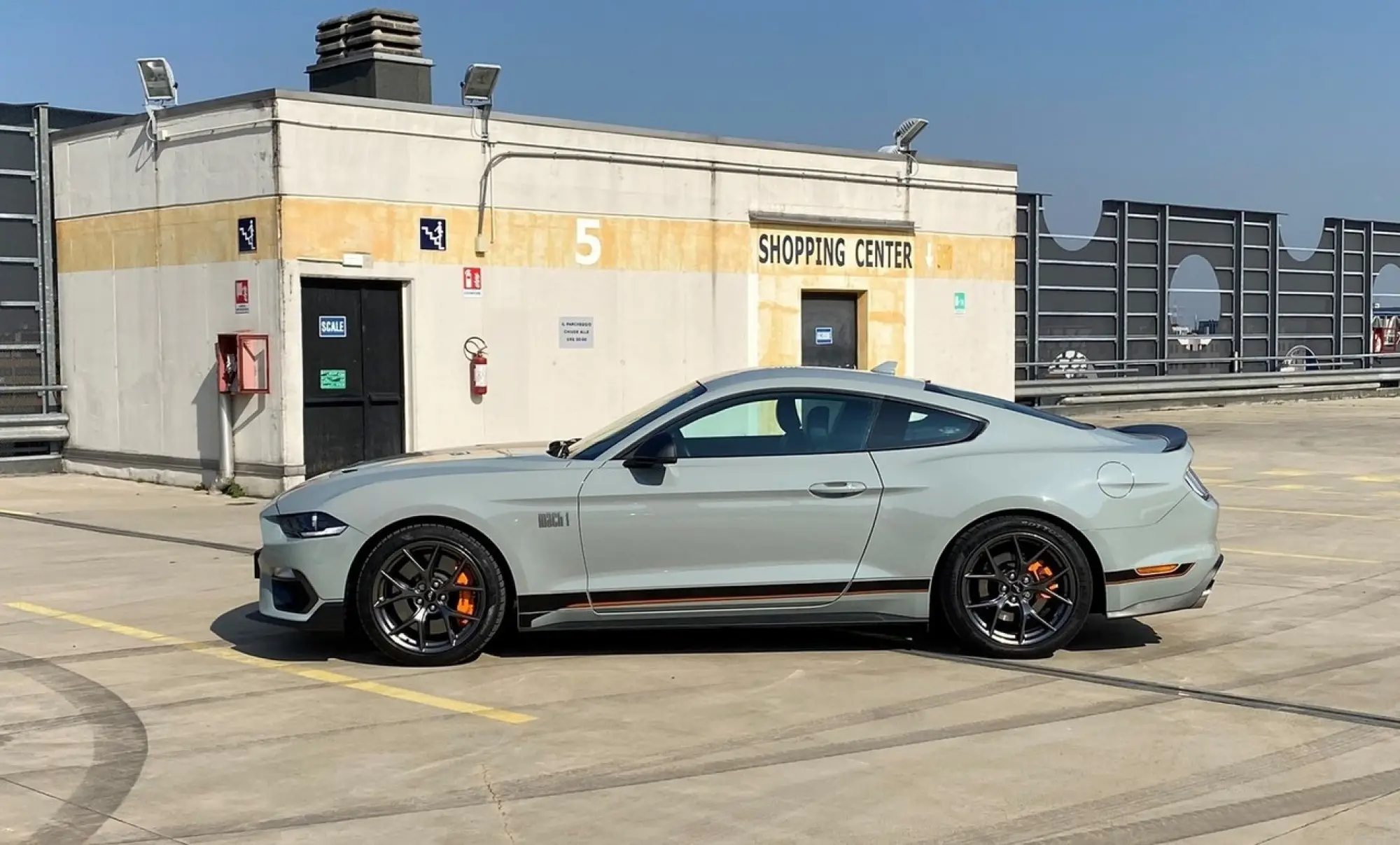 FORD MUSTANG MACH1 - PROVA SU STRADA - 37