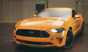 Ford Mustang MY 2018 nuove foto