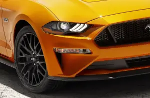 Ford Mustang MY 2018 nuove foto