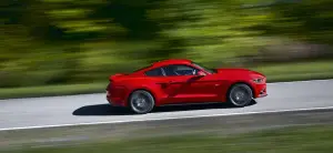 Ford Mustang MY2015 - 15