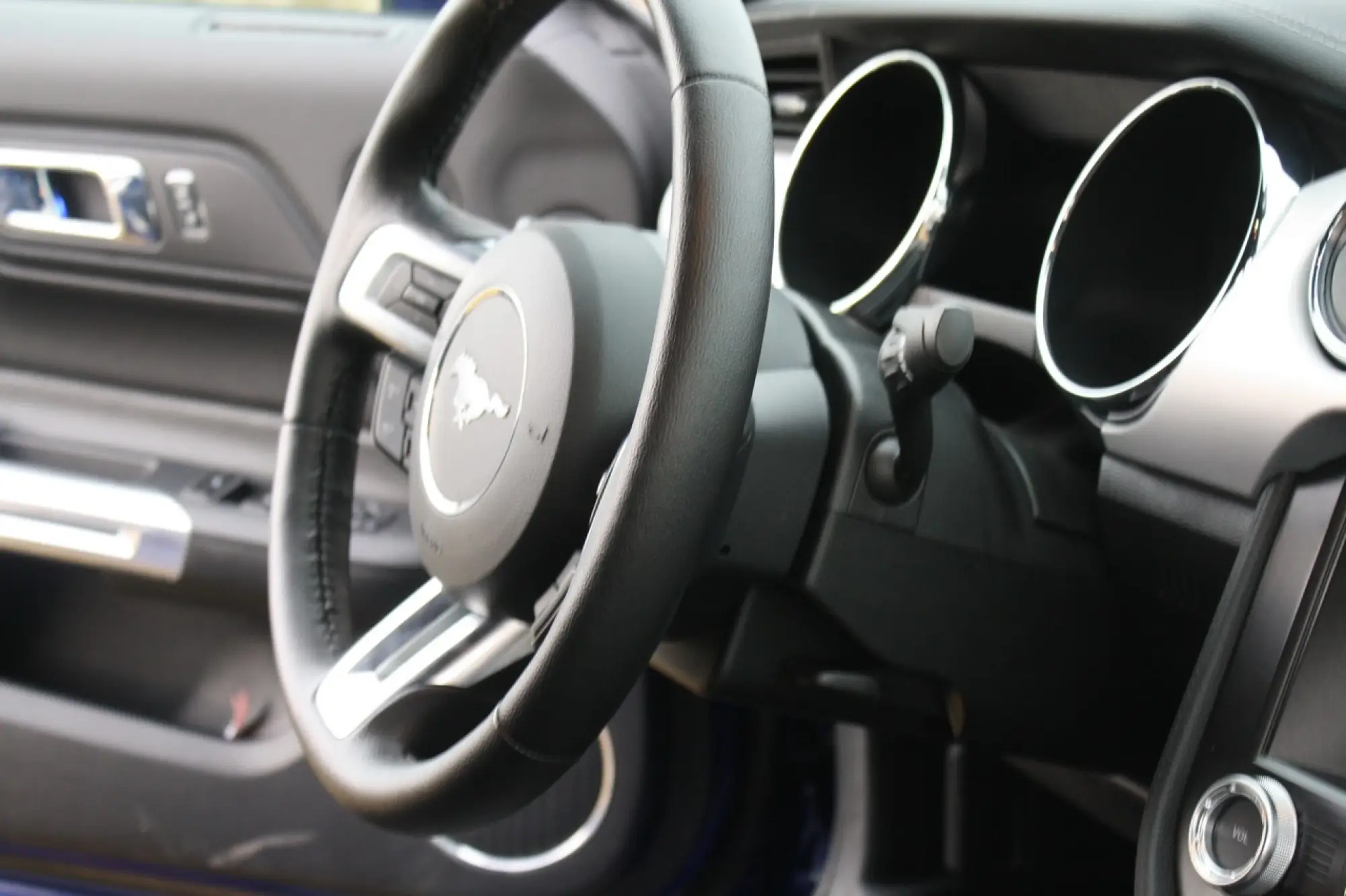 Ford Mustang - Primo Contatto - 107