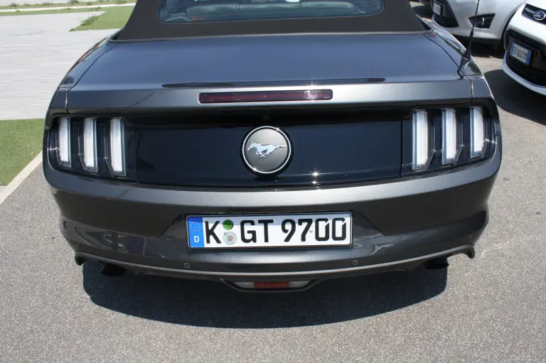 Ford Mustang - Primo Contatto - 10