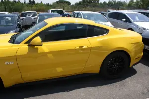 Ford Mustang - Primo Contatto - 23