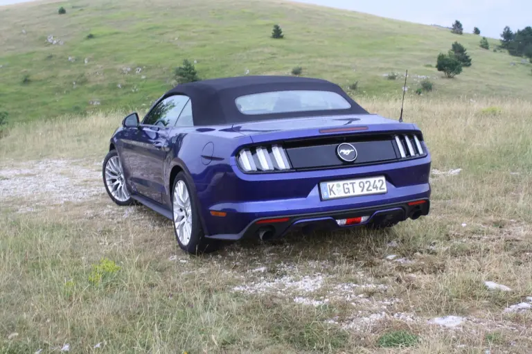 Ford Mustang - Primo Contatto - 81