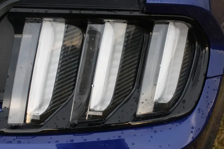 Ford Mustang - Primo Contatto - 83