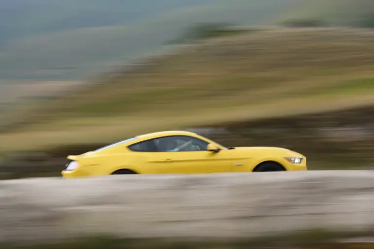 Ford Mustang - Primo Contatto - 98