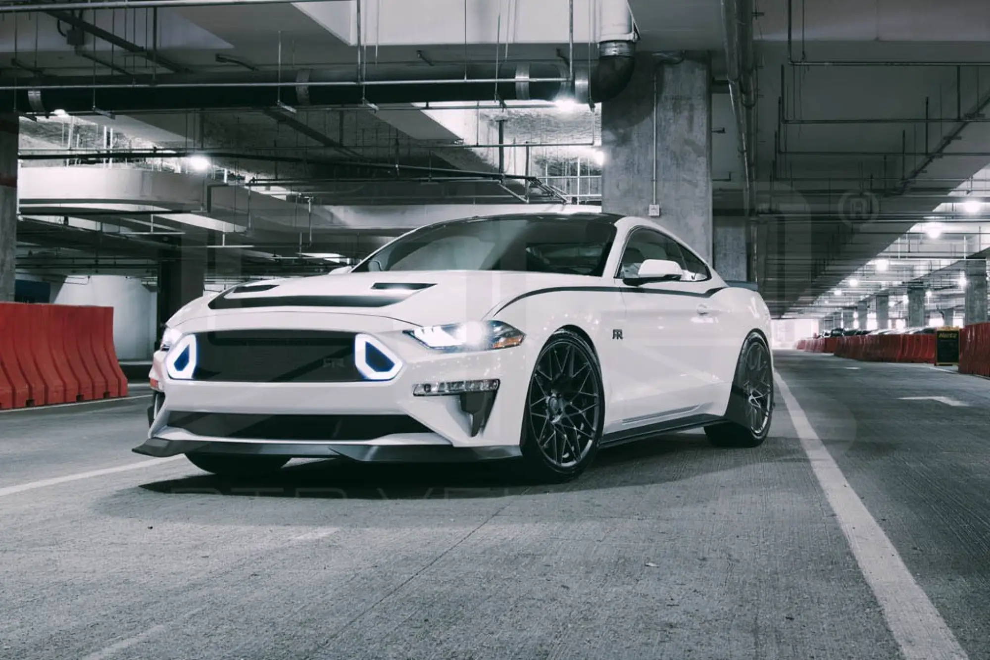 Ford Mustang RTR 2018 - 3