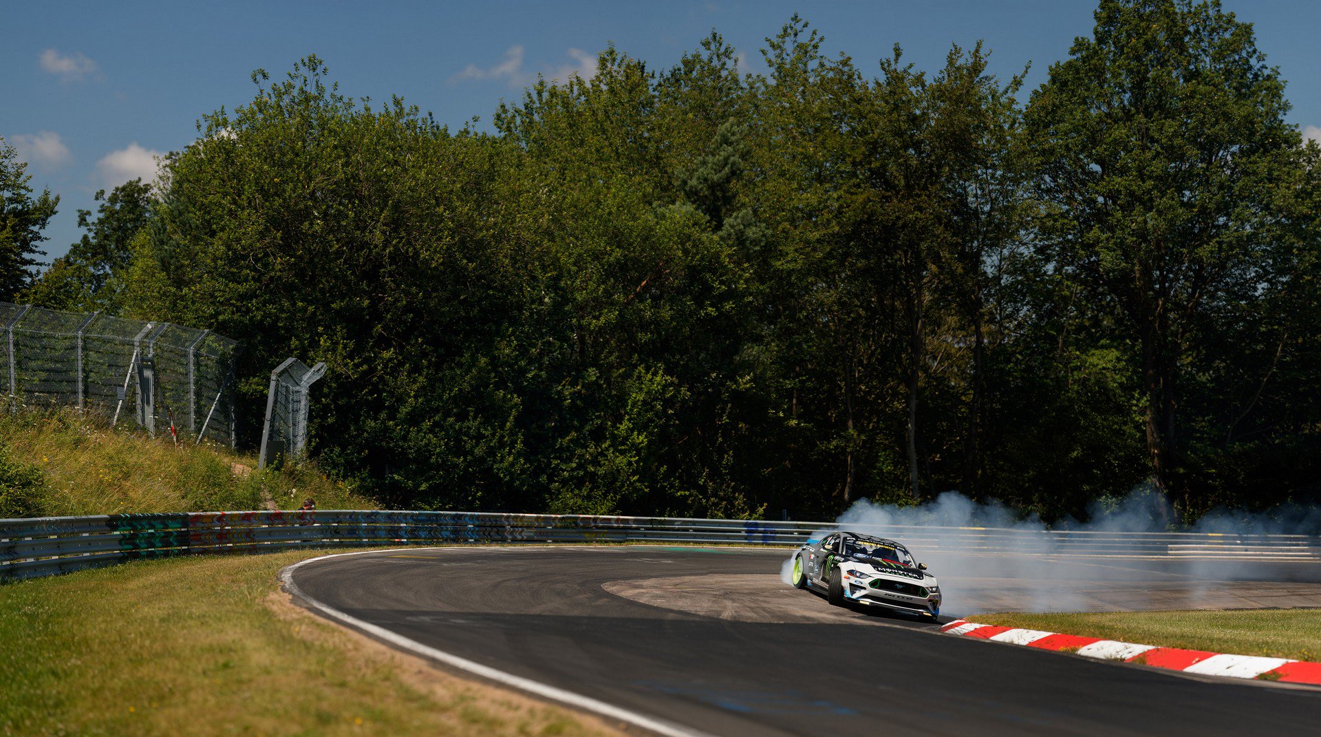 Ford Mustang RTR - Drift al Nurburgring