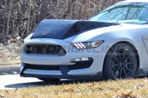 Ford Mustang Shelby GT350 - Foto Spia 07-04-2022 - 12