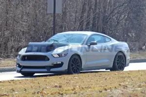 Ford Mustang Shelby GT350 - Foto Spia 07-04-2022 - 5