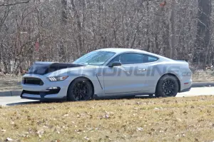 Ford Mustang Shelby GT350 - Foto Spia 07-04-2022 - 9