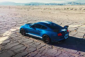 Ford Mustang Shelby GT500  - 5