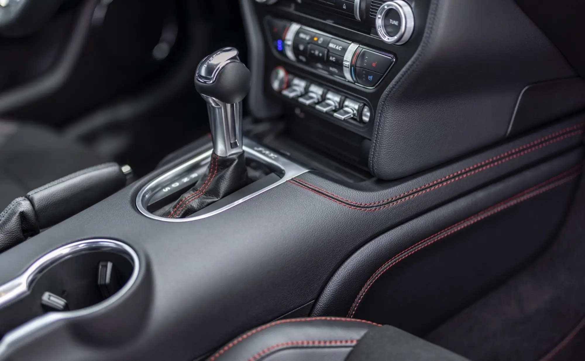 Ford Mustang Stealth Edition e California Special 2022 - 16