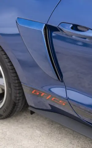 Ford Mustang Stealth Edition e California Special 2022 - 25