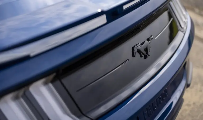 Ford Mustang Stealth Edition e California Special 2022 - 8