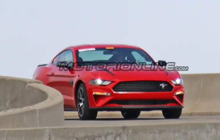 Ford Mustang SVO - Foto spia 09-04-2019 - 1