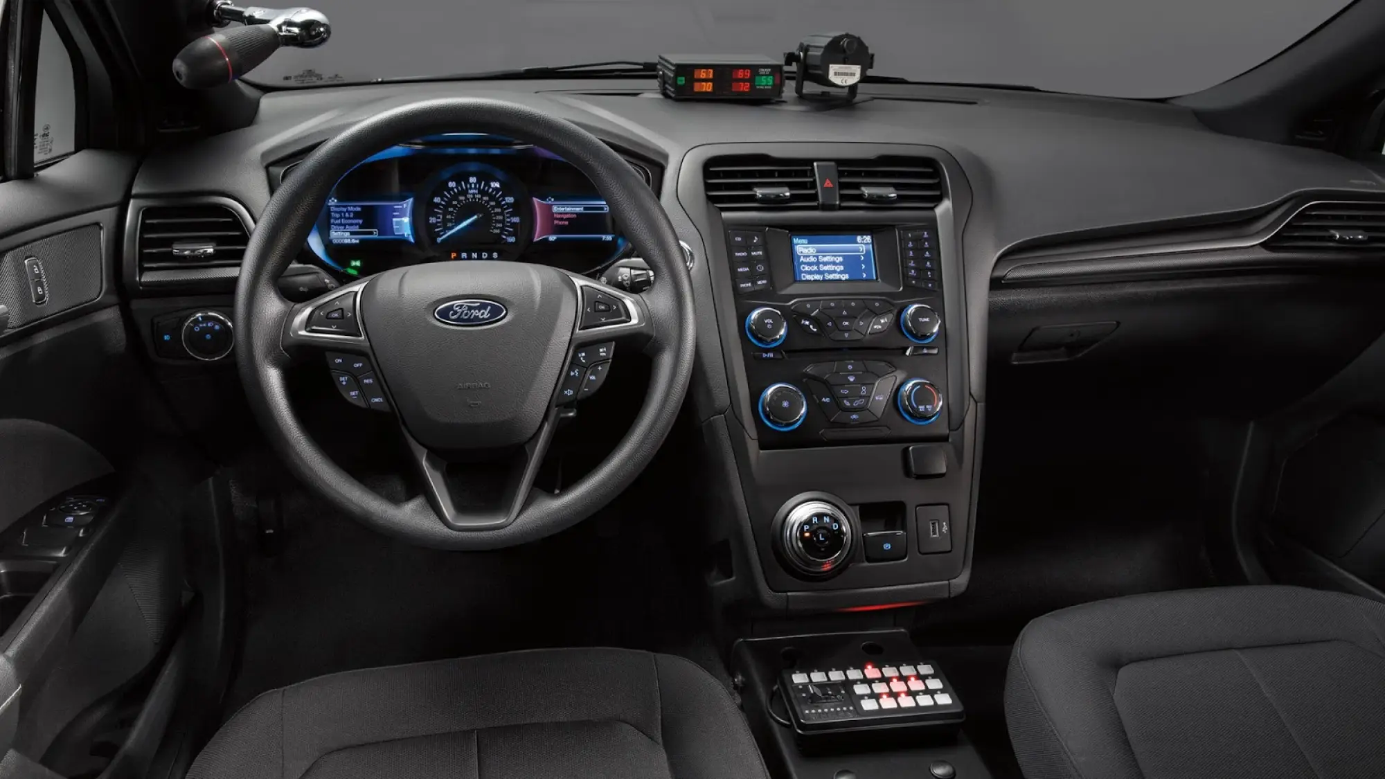 Ford Police Responder Hybrid Sedan - 4