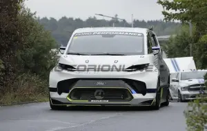Ford Pro Electric SuperVan - Foto spia 14-09-2022 - 1
