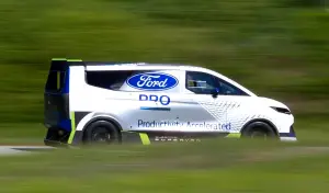 Ford Pro Electric SuperVan - Foto